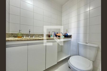 Apartamento à venda com 83m², 3 quartos e 1 vaga Apartamento à venda com 83m², 3 quartos e 1 vagaSuíte - Banheiro