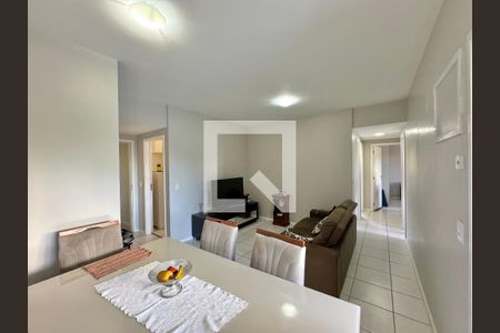 Apartamento à venda com 83m², 3 quartos e 1 vaga Apartamento à venda com 83m², 3 quartos e 1 vagaSala