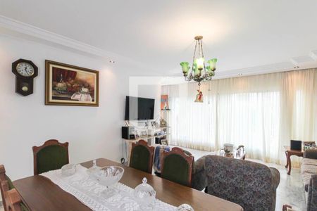 Sala de casa à venda com 3 quartos, 160m² em Jardim Avelino, São Paulo