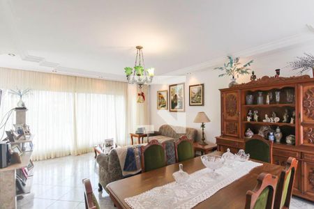 Sala de casa à venda com 3 quartos, 160m² em Jardim Avelino, São Paulo