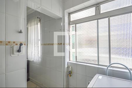 Apartamento à venda com 70m², 2 quartos e 1 vagaÁrea de Serviço