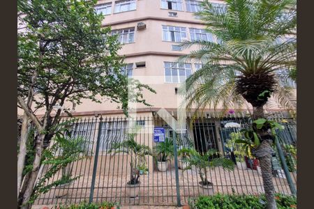 Apartamento à venda com 60m², 2 quartos e 1 vagaFachada