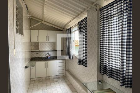 Casa à venda com 260m², 3 quartos e 1 vaga Casa à venda com 260m², 3 quartos e 1 vagaCozinha