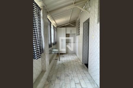 Casa à venda com 260m², 3 quartos e 1 vaga Casa à venda com 260m², 3 quartos e 1 vagaCozinha