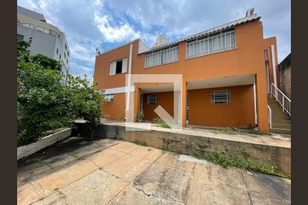 Casa à venda com 260m², 3 quartos e 1 vaga Casa à venda com 260m², 3 quartos e 1 vagaArea externa