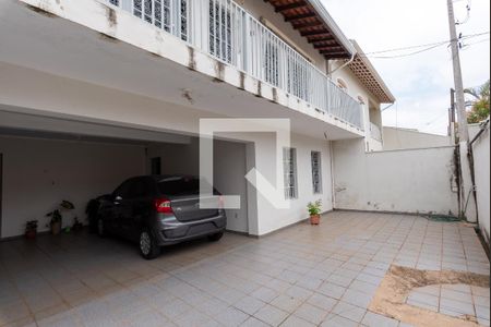 Casa à venda com 250m², 3 quartos e 5 vagasGaragem