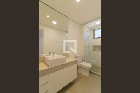 Apartamento à venda com 150m², 4 quartos e 3 vagasBanheiro da Suíte 2