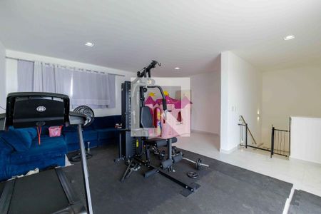 Casa de condomínio à venda com 270m², 4 quartos e 4 vagasSala Privativa