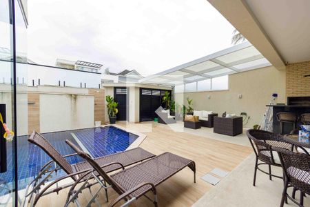 Casa de condomínio à venda com 270m², 4 quartos e 4 vagasÁrea de Lazer