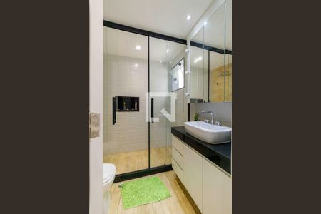 Casa de condomínio à venda com 270m², 4 quartos e 4 vagasBanheiro da Suíte 3