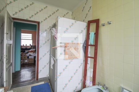 Casa à venda com 820m², 4 quartos e 8 vagasBanheiro