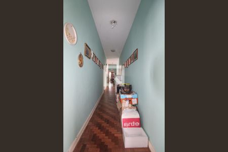 Casa à venda com 820m², 4 quartos e 8 vagasCorredor