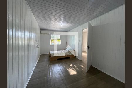 Sala de casa à venda com 1 quarto, 140m² em Santos Dumont, São Leopoldo