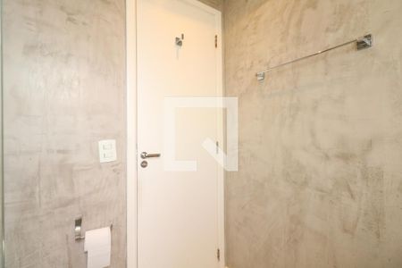 Apartamento à venda com 82m², 2 quartos e 2 vagas Apartamento à venda com 82m², 2 quartos e 2 vagasBanheiro da Suíte