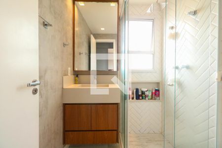 Apartamento à venda com 82m², 2 quartos e 2 vagas Apartamento à venda com 82m², 2 quartos e 2 vagasBanheiro da Suíte