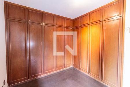 Apartamento à venda com 90m², 2 quartos e 2 vagasQuarto 2