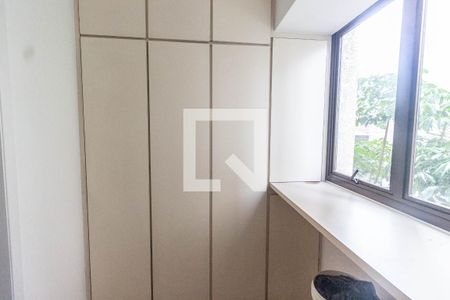 Apartamento à venda com 90m², 2 quartos e 2 vagasQuarto de serviço