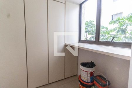 Apartamento à venda com 90m², 2 quartos e 2 vagasQuarto de serviço