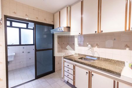 Apartamento à venda com 90m², 2 quartos e 2 vagasCozinha