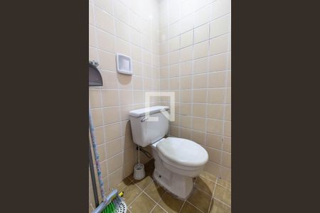 Apartamento à venda com 90m², 2 quartos e 2 vagasBanheiro de serviço