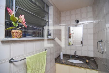 Casa à venda com 156m², 2 quartos e 1 vaga Casa à venda com 156m², 2 quartos e 1 vagaBanheiro