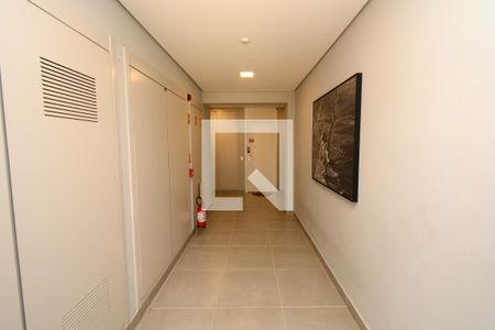Apartamento para alugar com 46m², 2 quartos e 1 vagaHall social