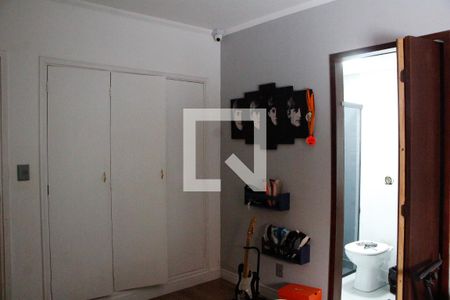 Casa à venda com 200m², 3 quartos e 2 vagasSUITE 3