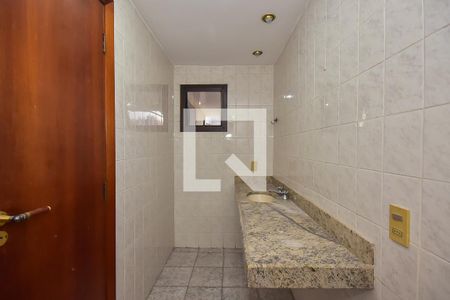 Apartamento à venda com 340m², 4 quartos e 4 vagasBanheiro Suíte 1