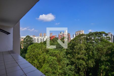 Apartamento à venda com 340m², 4 quartos e 4 vagasVista da Suíte 3