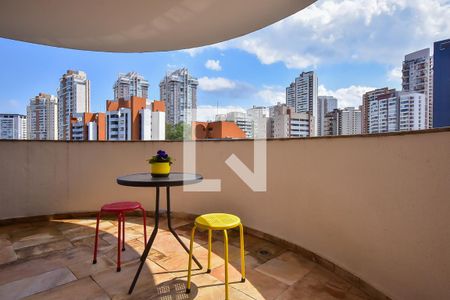 Apartamento à venda com 340m², 4 quartos e 4 vagasVaranda