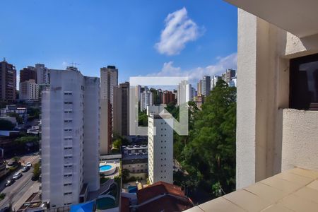 Apartamento à venda com 340m², 4 quartos e 4 vagasVista da Suíte 2
