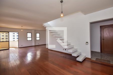 Apartamento à venda com 340m², 4 quartos e 4 vagasSala