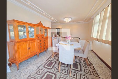 Apartamento à venda com 3 quartos, 225m² em Icaraí, Niterói