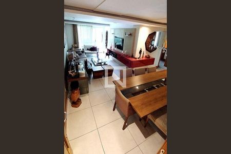 Apartamento à venda com 4 quartos, 145m² em Icaraí, Niterói
