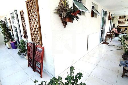 Apartamento à venda com 145m², 4 quartos e 3 vagas