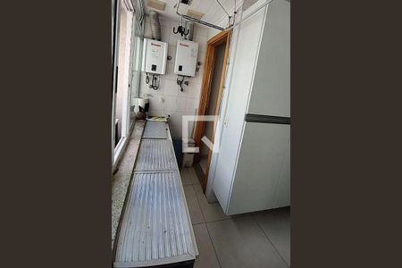 Apartamento à venda com 145m², 4 quartos e 3 vagas