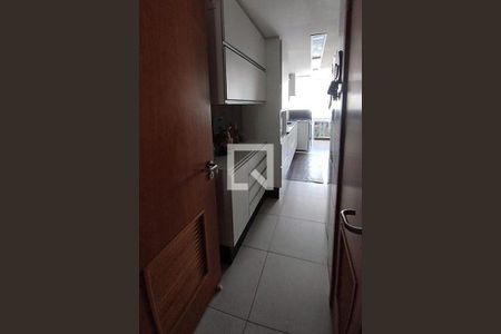 Apartamento à venda com 145m², 4 quartos e 3 vagas