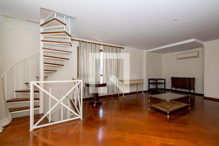 Apartamento para alugar com 220m², 2 quartos e 2 vagas