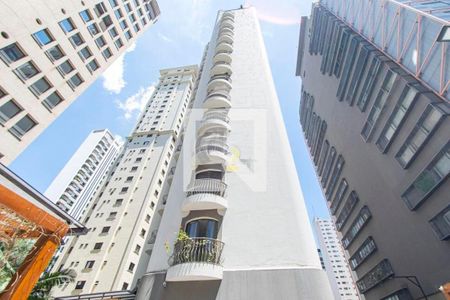 Apartamento para alugar com 220m², 2 quartos e 2 vagas