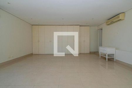 Apartamento para alugar com 220m², 2 quartos e 2 vagas