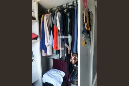 Apartamento à venda com 70m², 1 quarto e 1 vaga