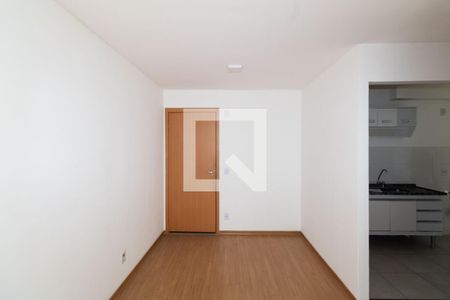 Sala de apartamento para alugar com 2 quartos, 47m² em Campo Grande, Rio de Janeiro