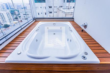 Apartamento à venda com 110m², 2 quartos e 2 vagas Apartamento à venda com 110m², 2 quartos e 2 vagasHidromassagem suite