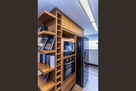 Apartamento à venda com 110m², 2 quartos e 2 vagas Apartamento à venda com 110m², 2 quartos e 2 vagasCozinha e Área de Serviço