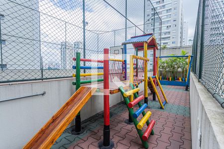 Apartamento à venda com 110m², 2 quartos e 2 vagas Apartamento à venda com 110m², 2 quartos e 2 vagasÁrea comum - Playground