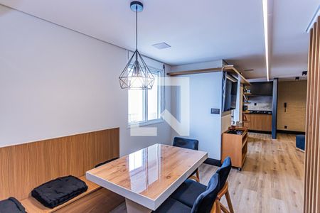 Apartamento à venda com 110m², 2 quartos e 2 vagas Apartamento à venda com 110m², 2 quartos e 2 vagasSala jantar