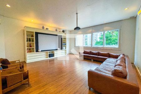 Apartamento à venda com 39m², 1 quarto e 1 vagaCinema