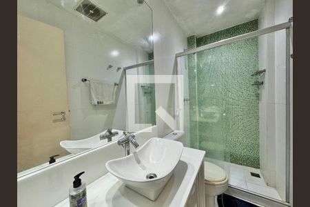 Apartamento à venda com 97m², 3 quartos e 2 vagasBanheiro Social