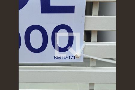 Casa à venda com 162m², 3 quartos e 2 vagasInstalAção de plaquinha: KMTD-171