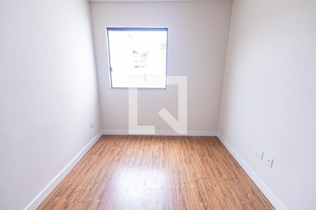 Casa à venda com 162m², 3 quartos e 2 vagasQuarto 2 / 2º andar